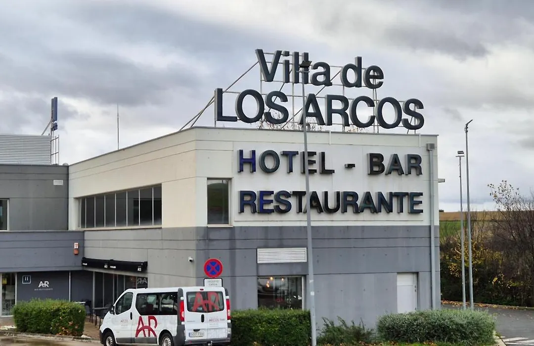 Hotel Villa De Los Arcos-1